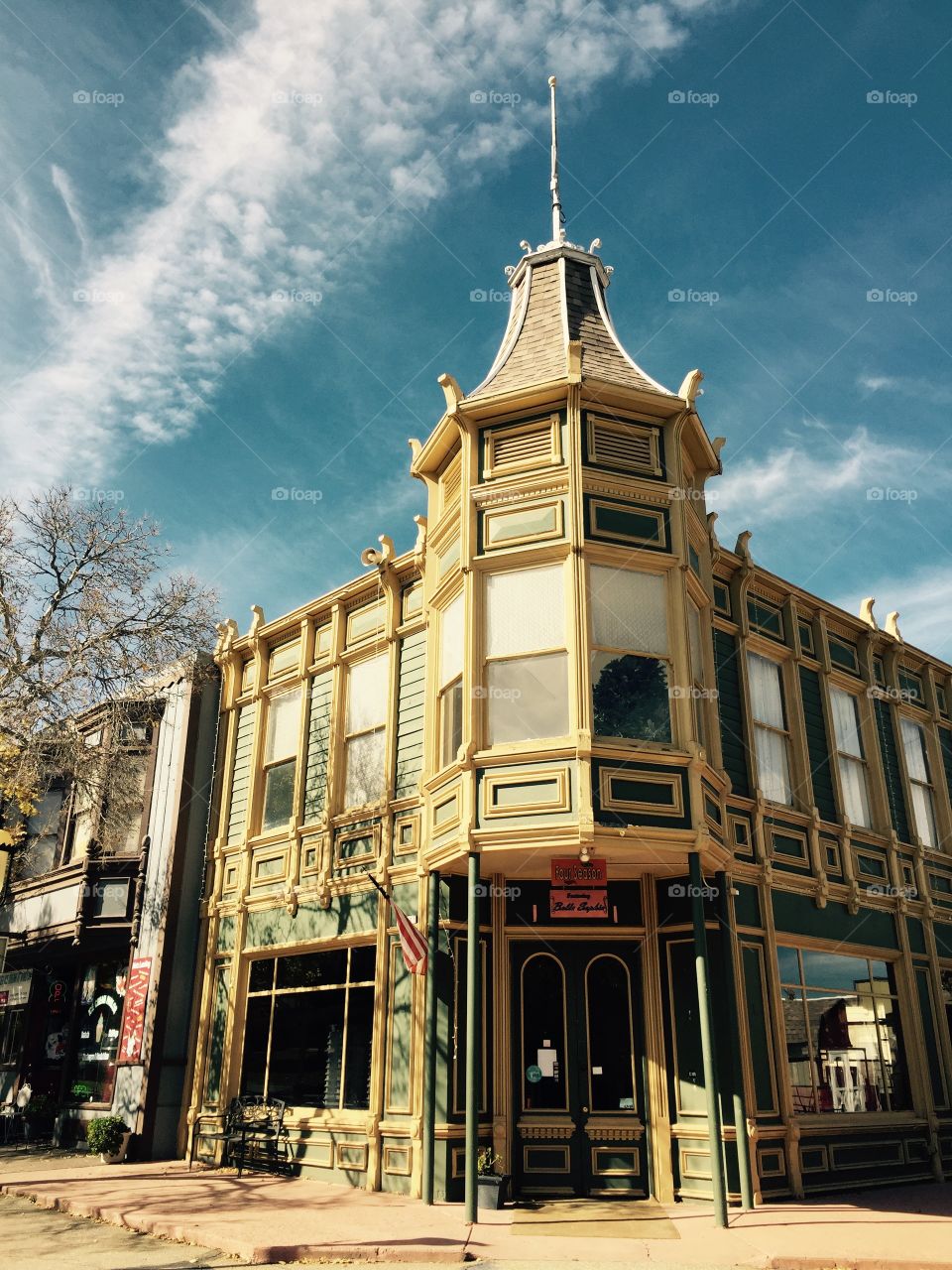 A run-down Main Street.