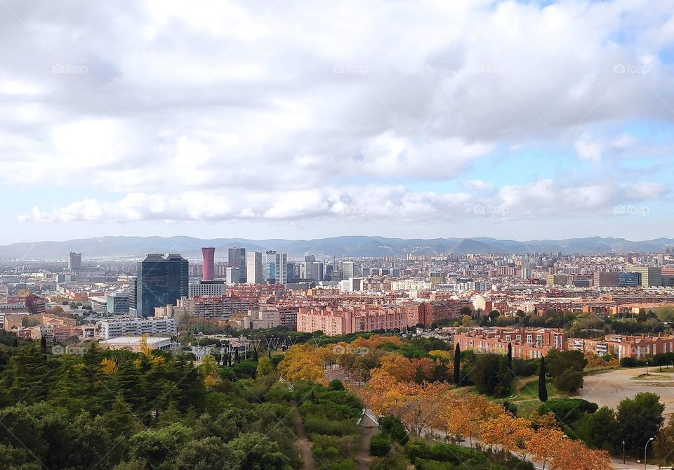 Barcelona, ciudad, nubes