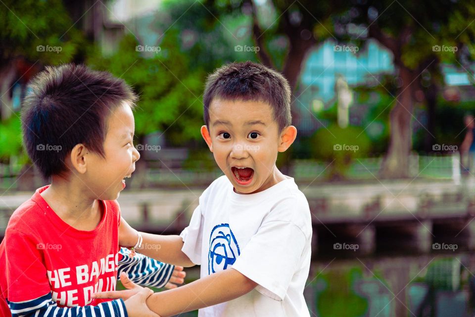 The two kids caught me while I was capturing their fun time.He is shocked to see he was successfully captured.