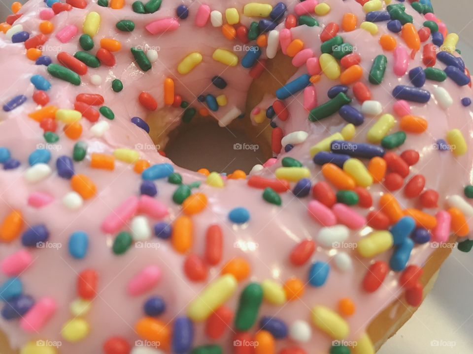 Sprinkled donut 