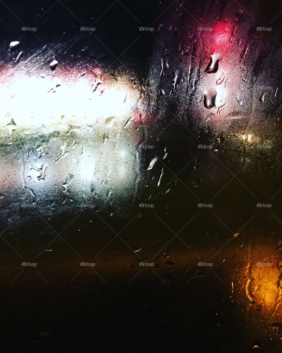 #vidroembaçado #vidromolhado #embaçado #chuva #rain #wet #vidro #glass #janela #window #semfoco #city #cidade #withoutfocus