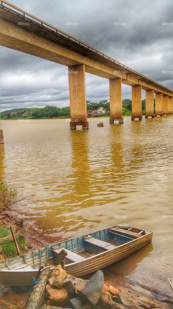 Beira Rio três Marias ponte rio