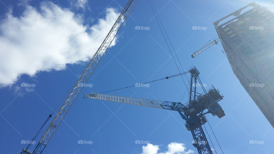 Construction crane 