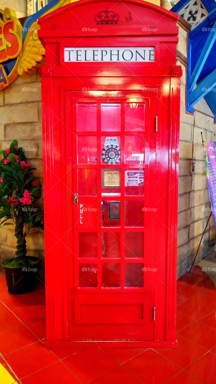 colour mean outstanding