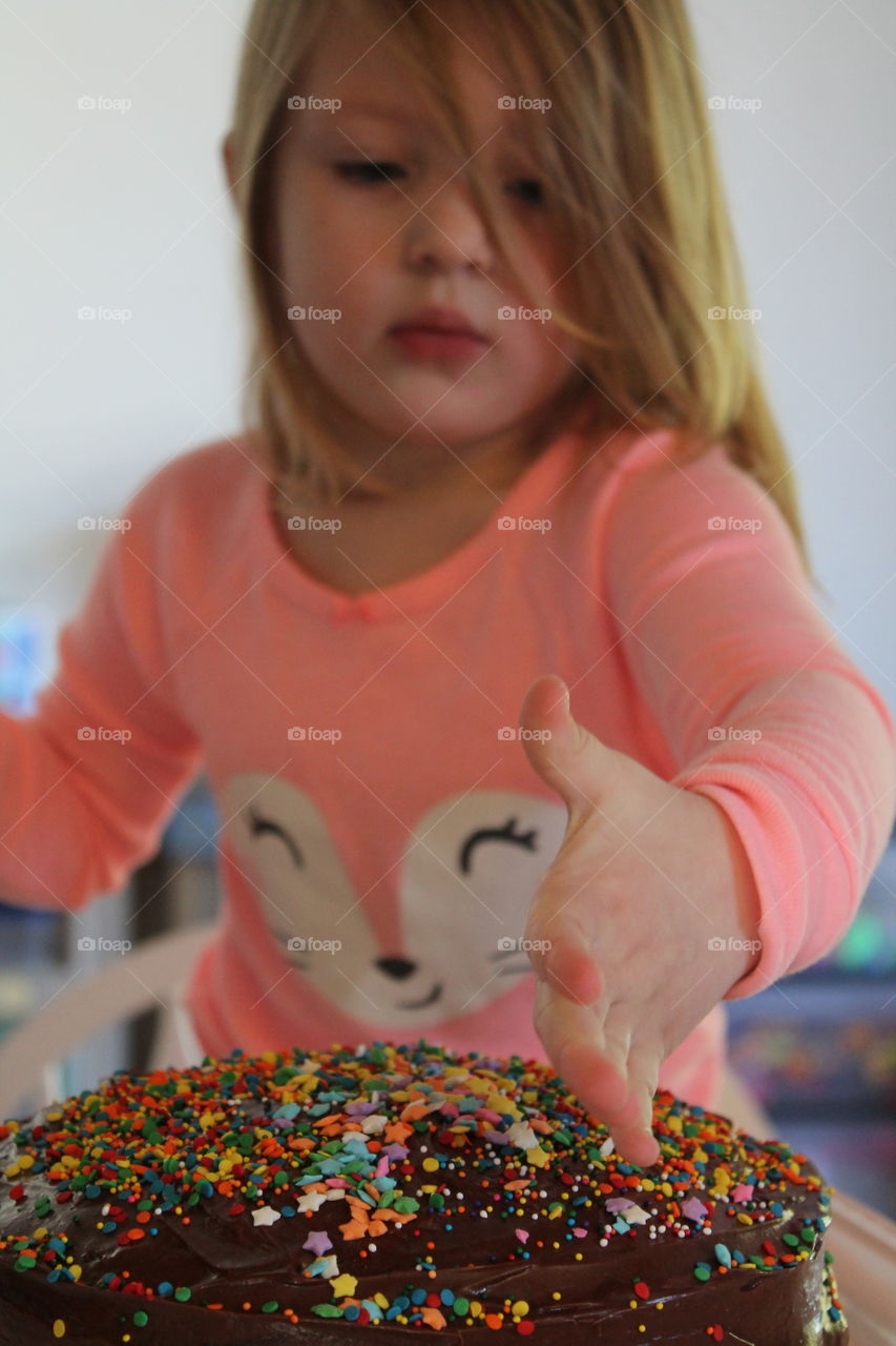 making a birthday cake