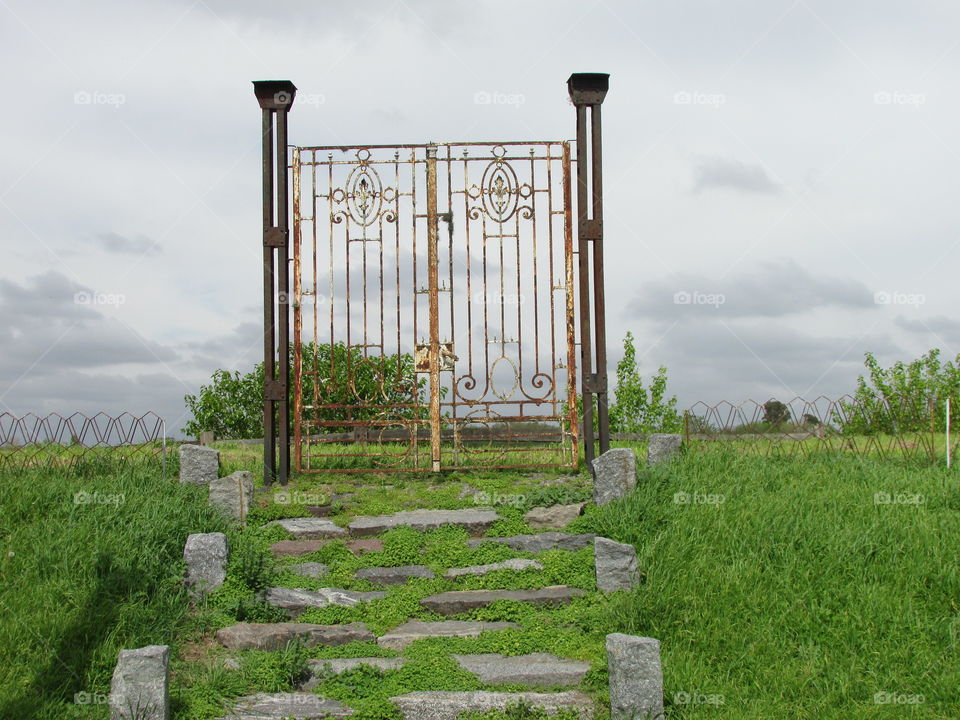 portón