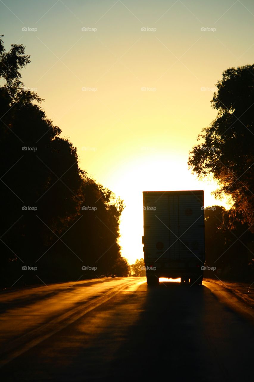the truck and de sunset
