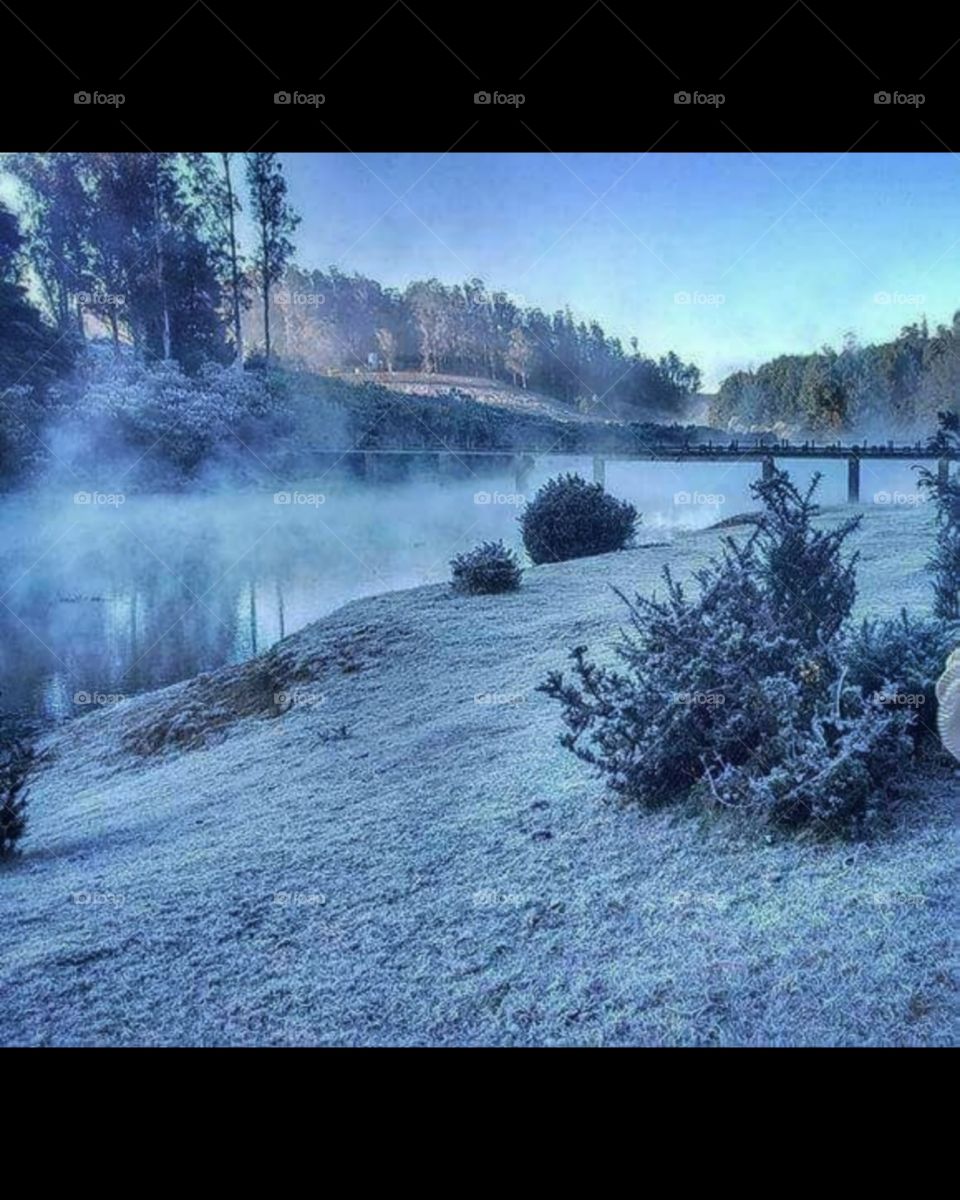 mild feeling in snow fall