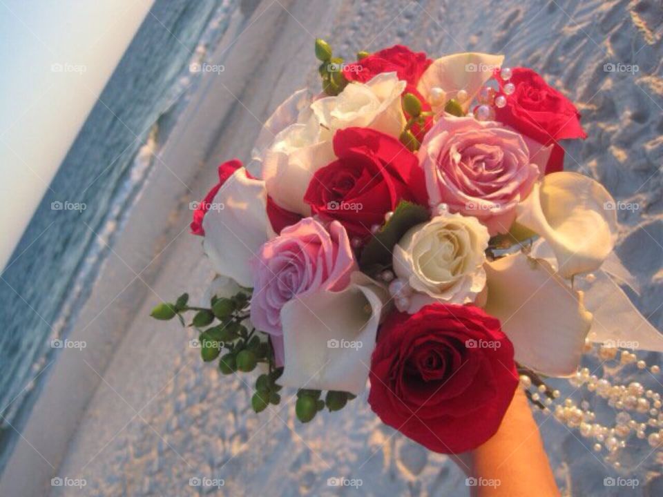 Wedding bouquet . Beach wedding