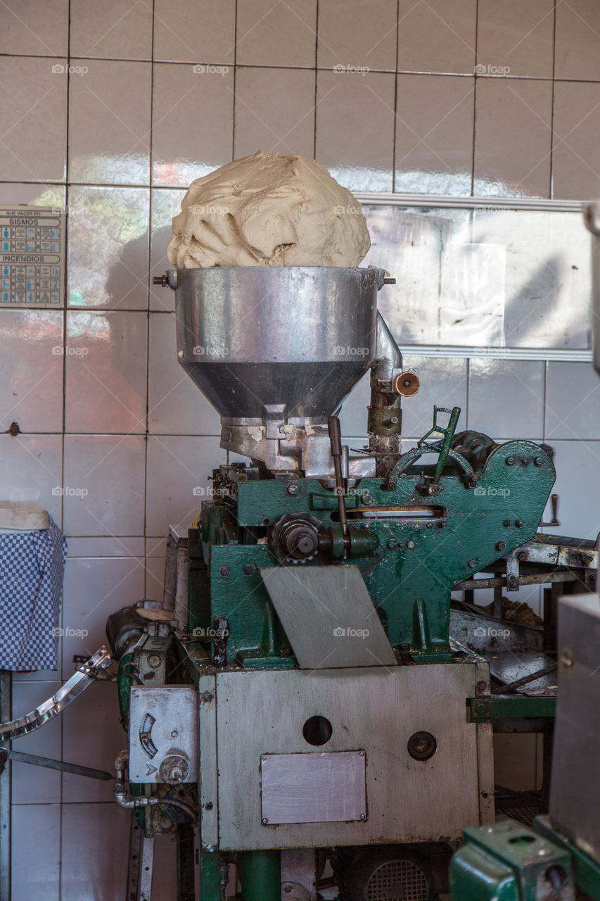 Tortilla making machine