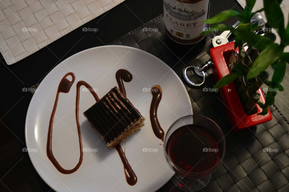 red wine and tiramisu