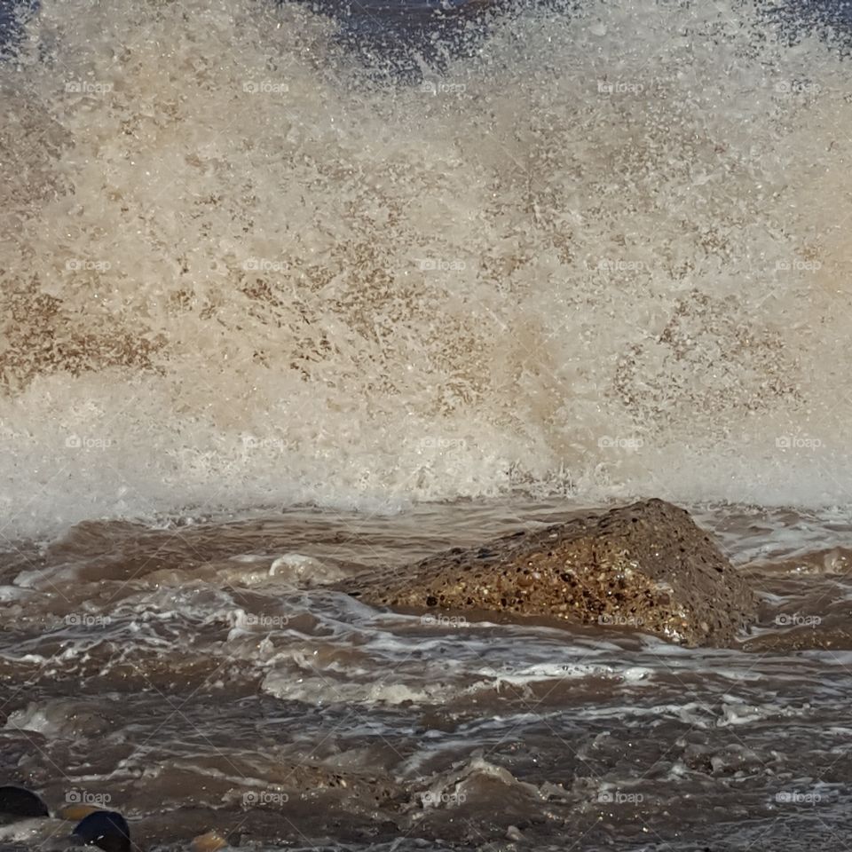 waves crashing