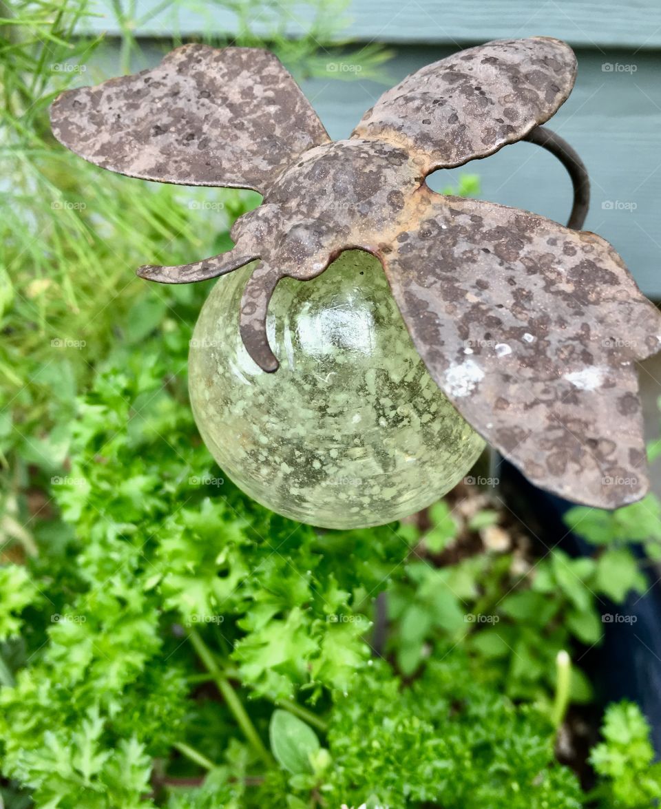 Garden globe