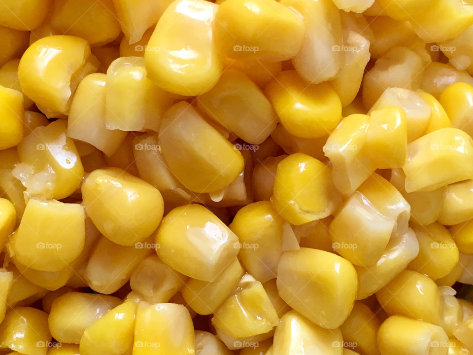 Corn kernels 
