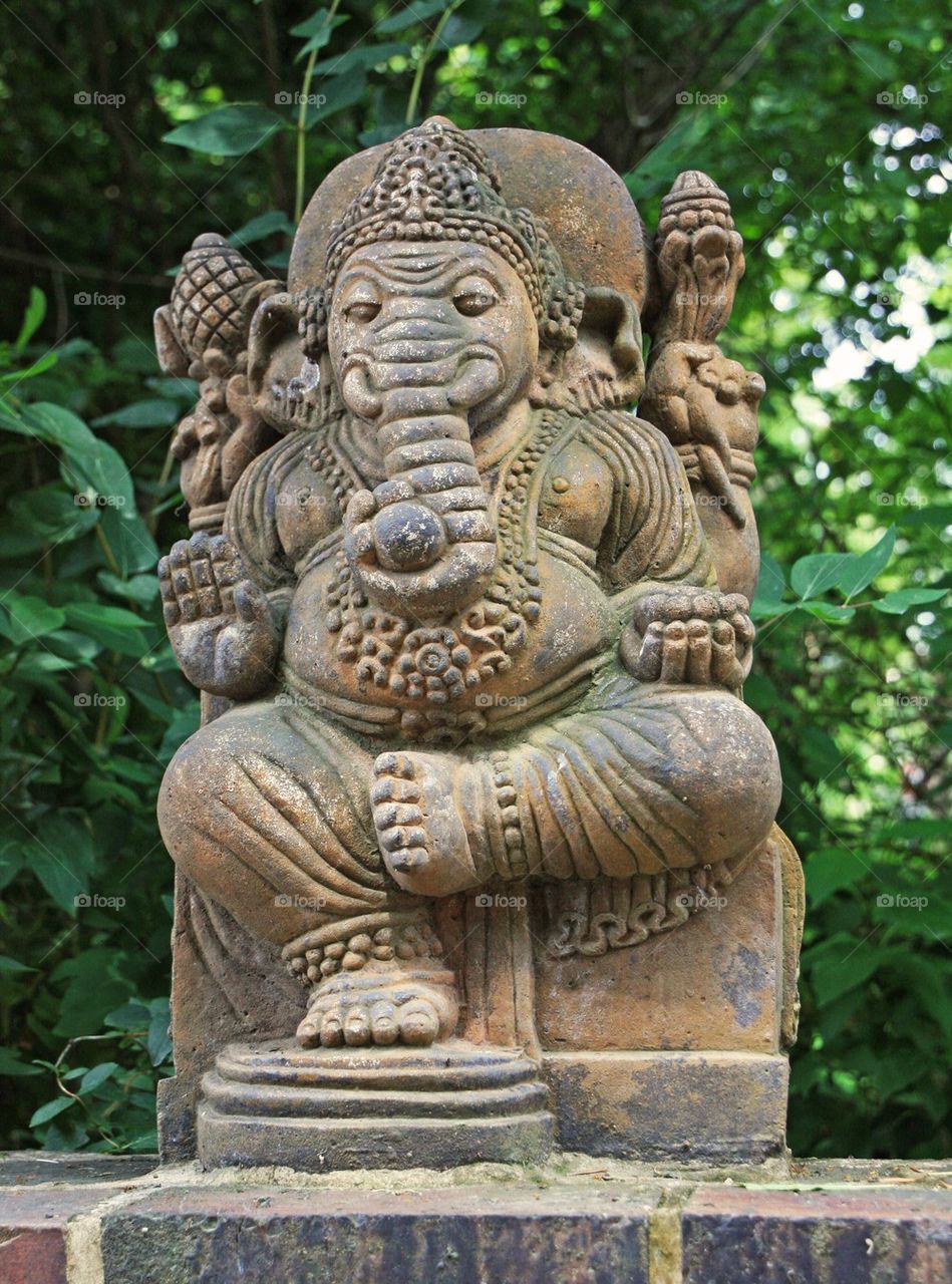 Religious Elephantsculpture