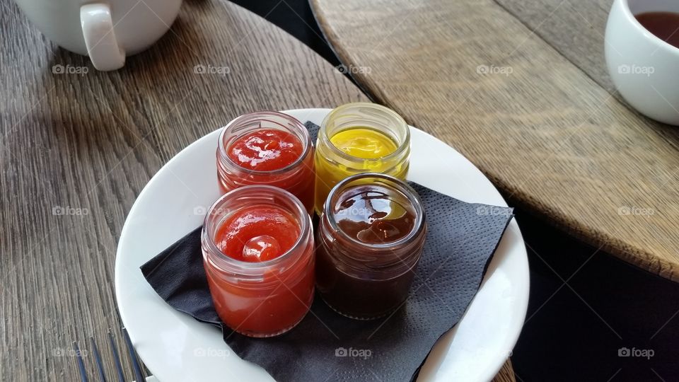 mix of sauce. london breackfast