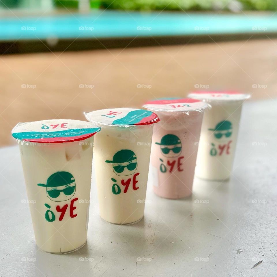 Coconut slushes in berries and original flavours 