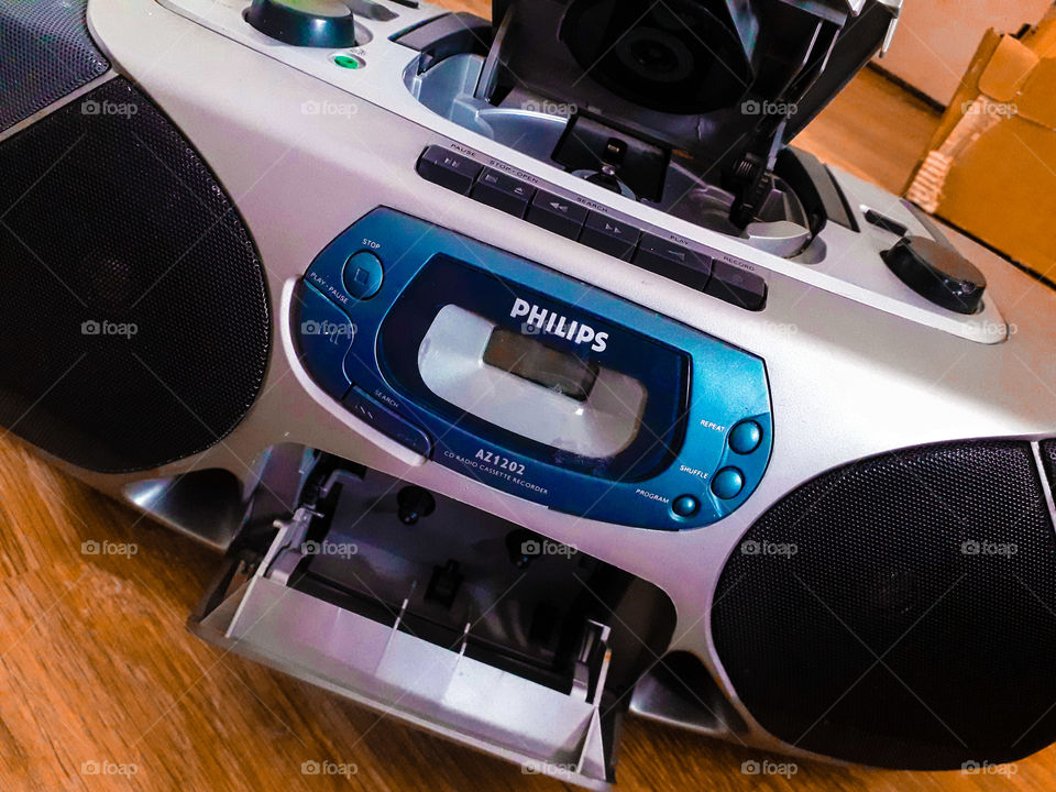 radio cassette player old music