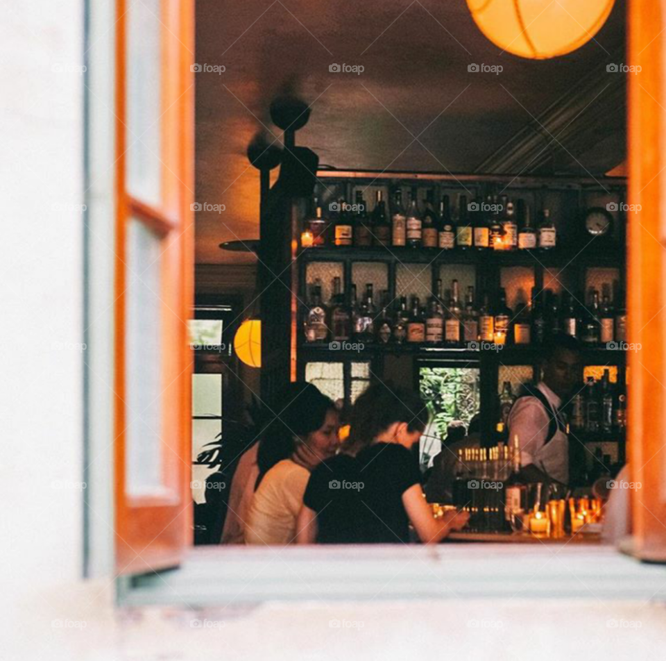 Welcome friends and drinks