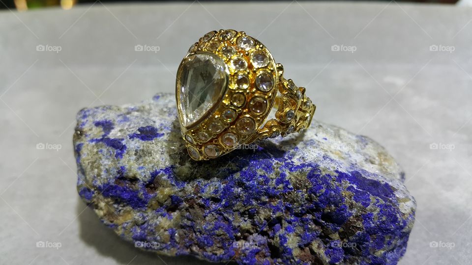 Antique Rose cut diamond gold ring.