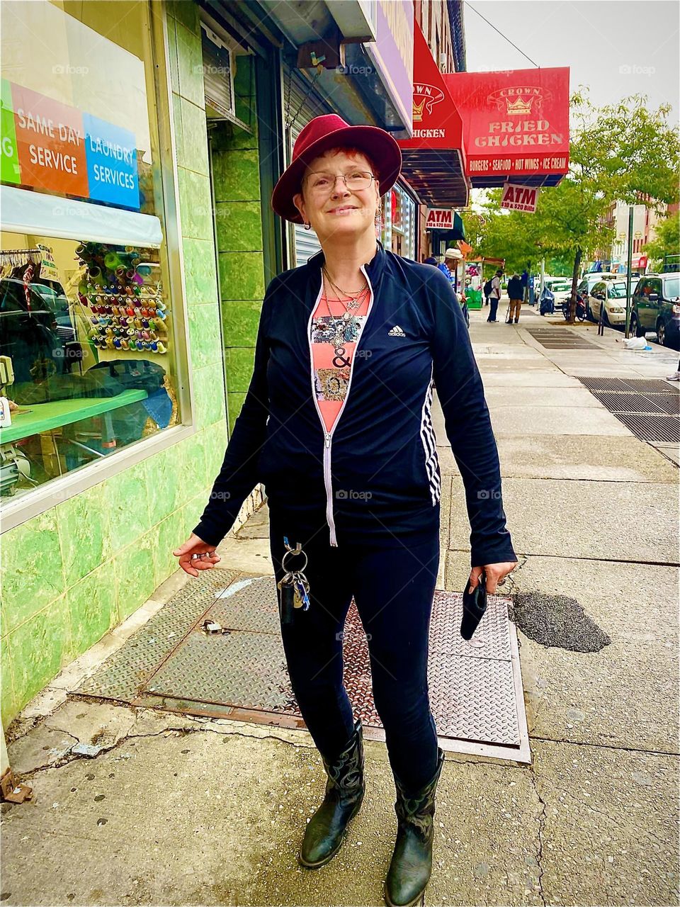 This is me, “Petra Schiller” a.k.a. “Maxine Firefox” a.k.a. “Maximiliane Feuerfuchs” having a ball dancing on “Fulton Street” in “Clinton Hill”, Brooklyn not far from the “KEYFOOD” supermarket. 2023. Hypnotic Productions