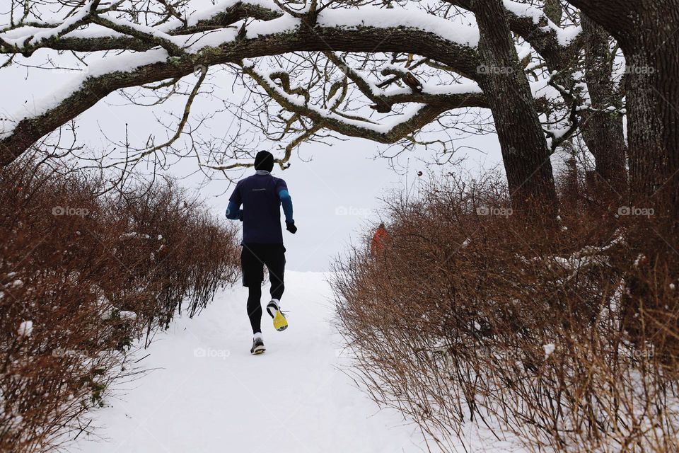 running on the snow 