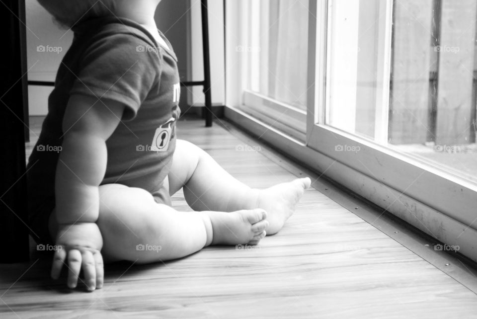 Tiny hands and tiny feet