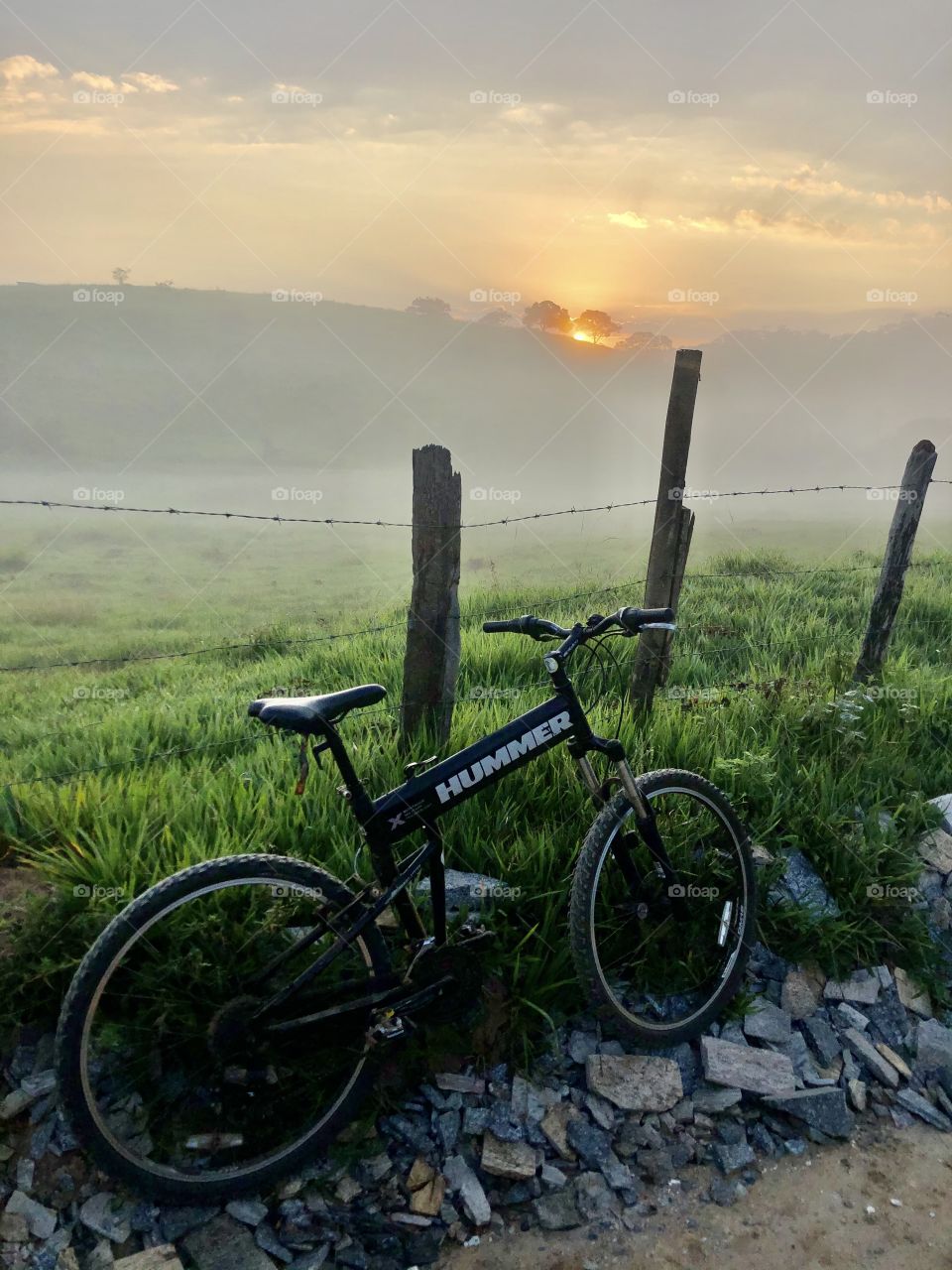 Pedalando por ai!  Nascer do sol.