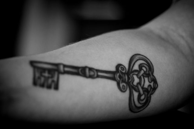 Bar key