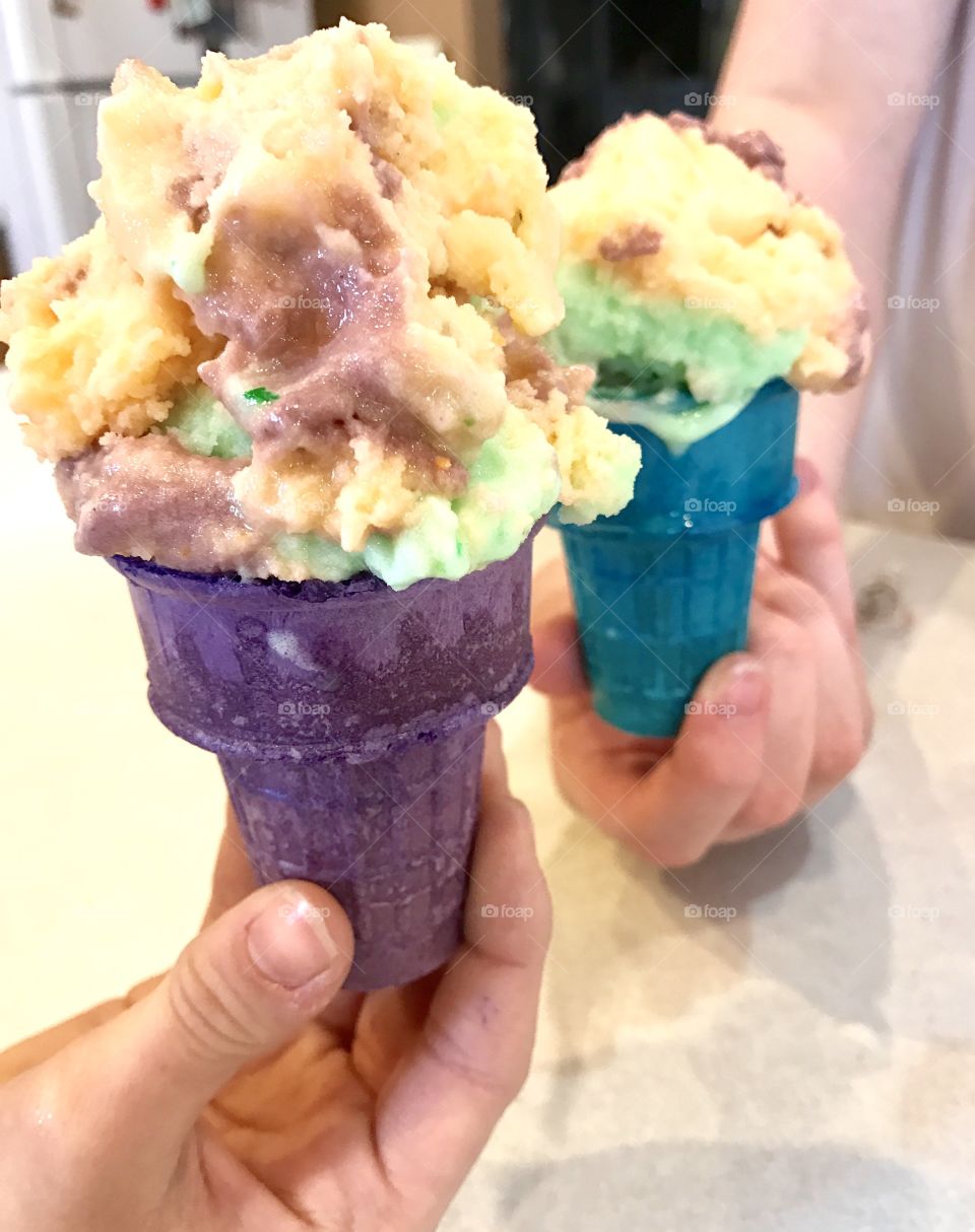 Two Hands, Two Ice Cream Cones