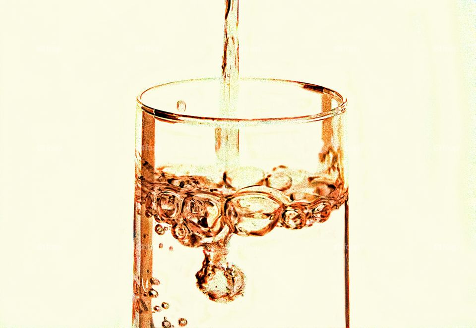 Glas Wasser Bubbels