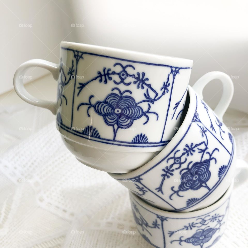 Vintage cups wing blue handmade pattern