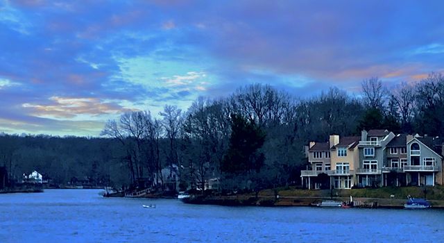 Lake homes 