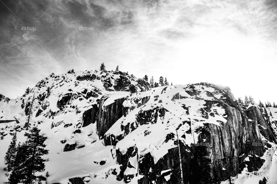 A snowy cliff side in Truckee, California