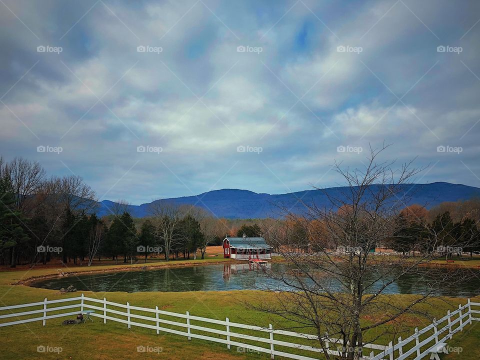 Landscape of Catskills New York, Kaaterskills Inn New York, Catskills Mountains New York, Gorgeous Landscapes of New York, Lanscapes of mountains, Mountain get away trip, Farmland landscape 