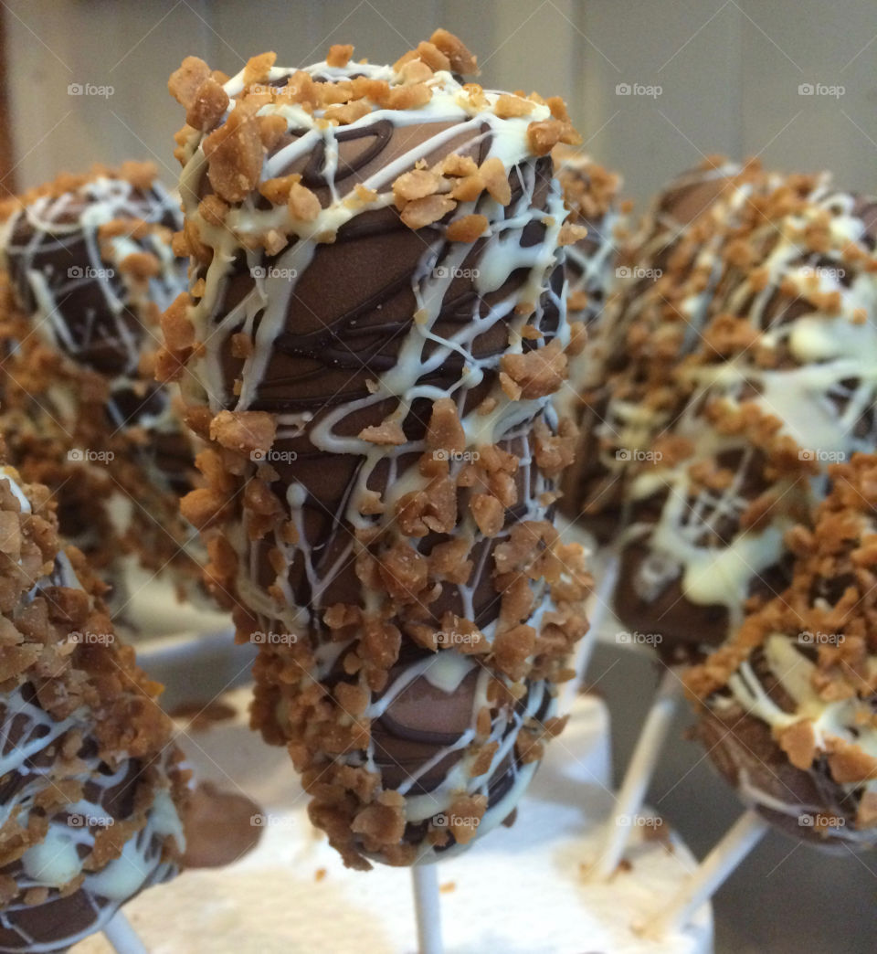 Toffee chocolate marshmallow pops! 