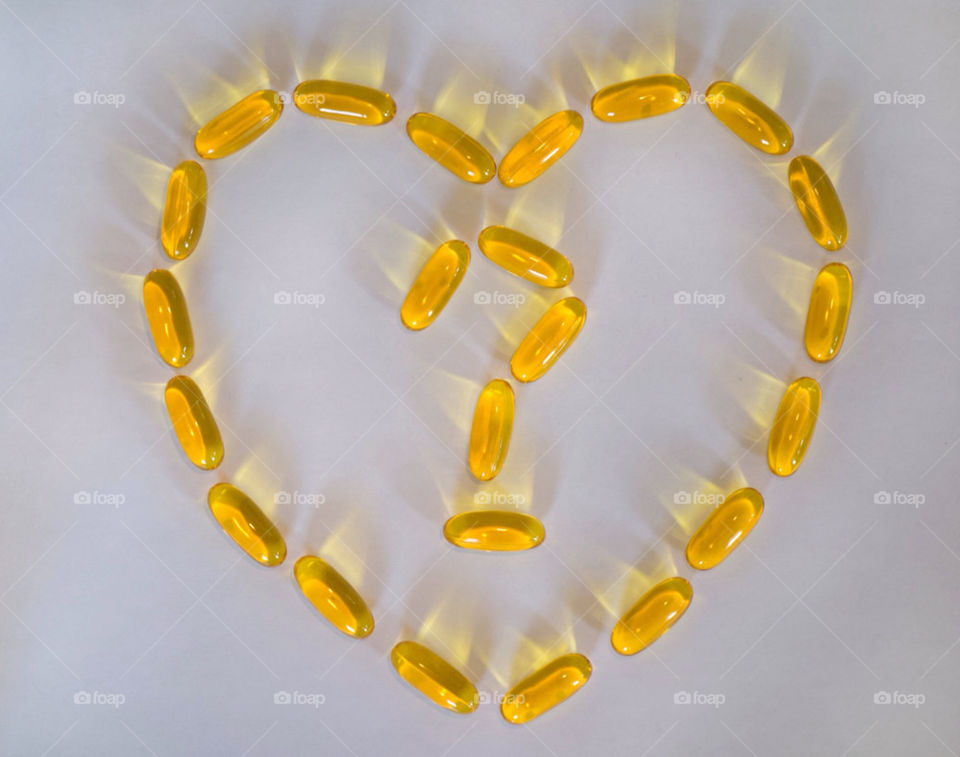 DO FISH OILS HELP YOUR HEART?