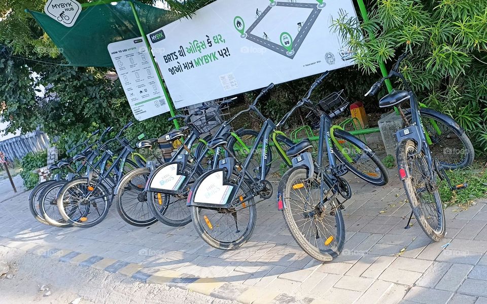 Bycycle stand