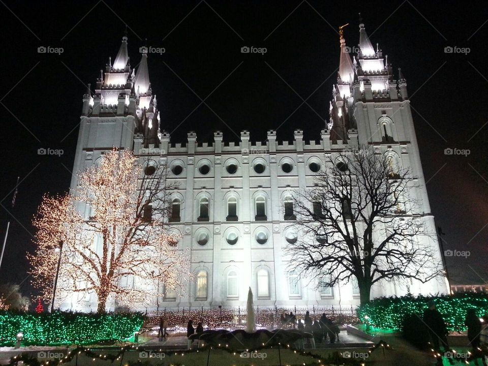Utah temple. Temple at Christmas