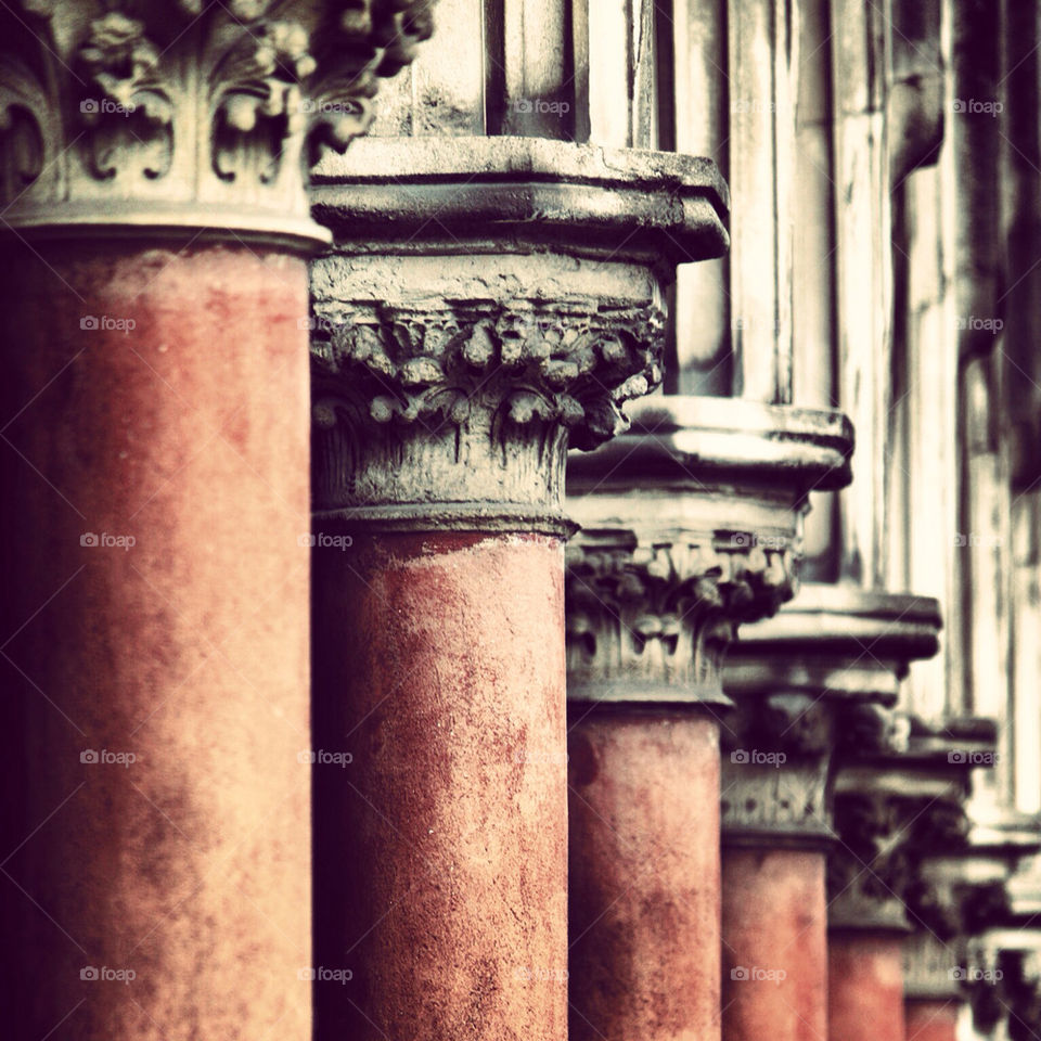 wall london pillars columns by Red_Said