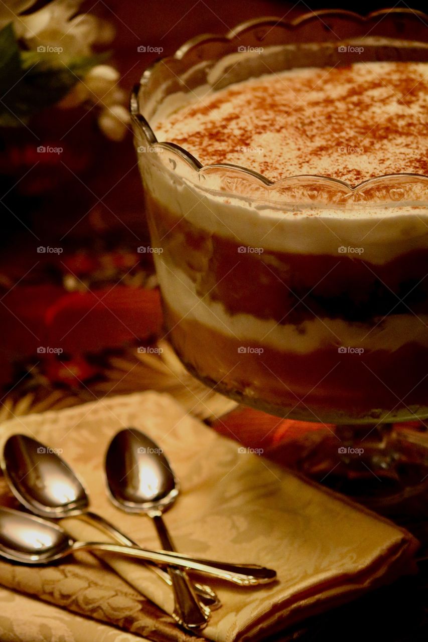 Gingerbread pumpkin trifle 