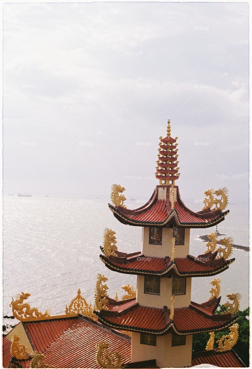 Day Dreaming    https://7r6.com/PromoUnlmtd