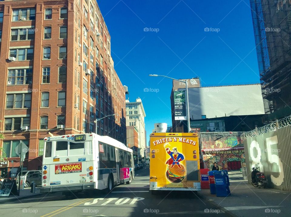 Food truck in downtown Brooklyn 