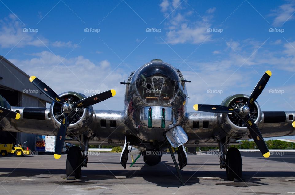 B17