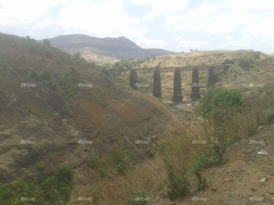 this is beautiful Railway Bridge.