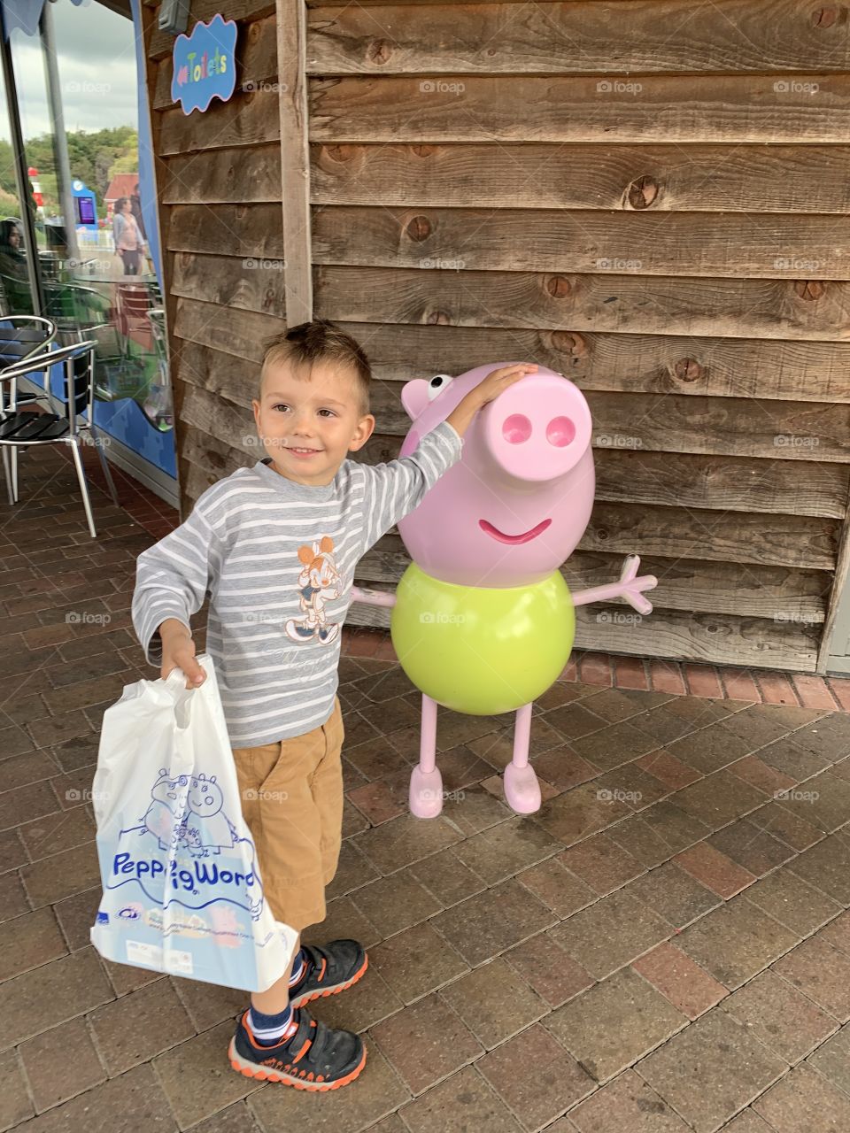 Little boy at Peppa Pig’s world 