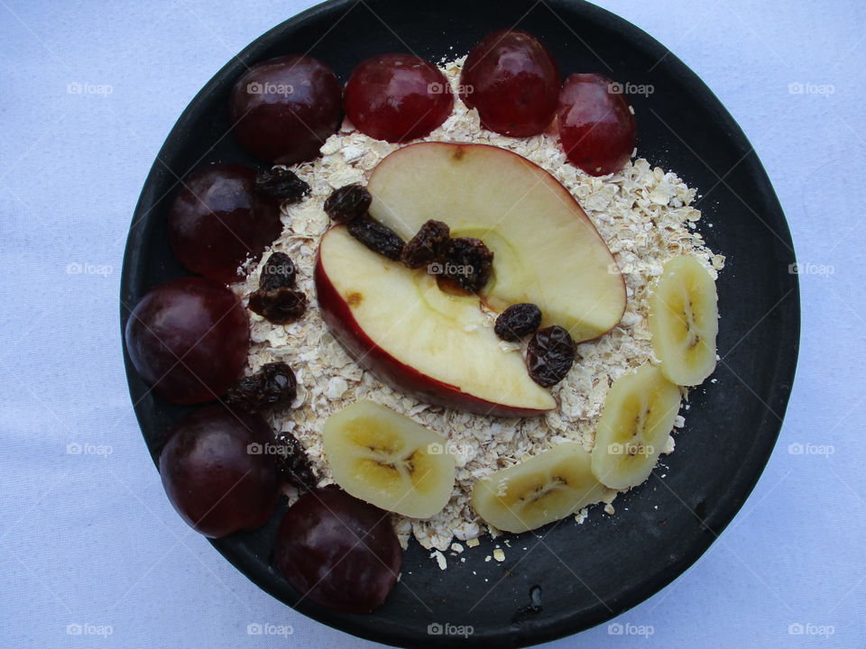 fruits around oats