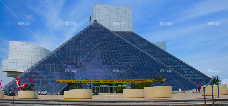 Pyramid rock and roll hall of fame