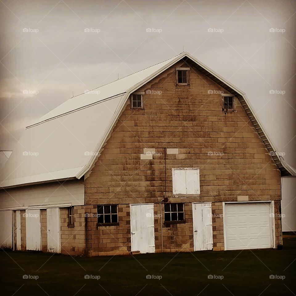 barn