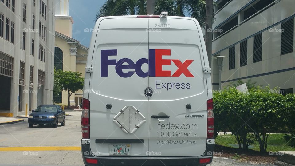 FedEx Truck Rear